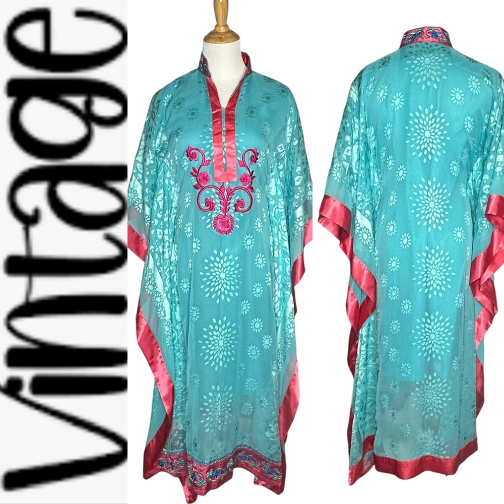 Vintage 70’s Turquoise/Pink Mumu Caftan Dress m